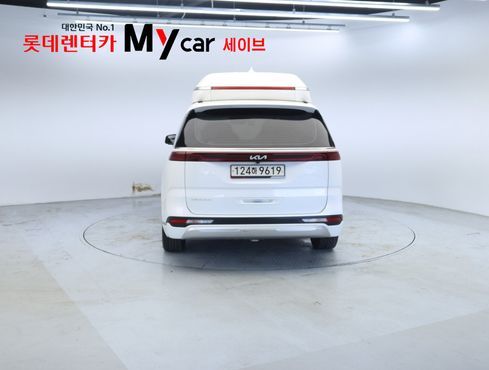 Kia Carnival Gasoline 7-Seater Hi-Limousine Signature — пробег 100 998 км — фото 4 из 5