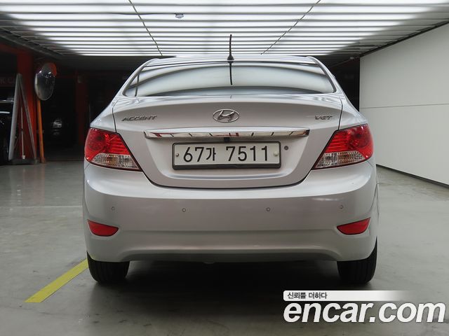 Hyundai Accent Diesel 1.6 VGT Premier — пробег 111 786 км — фото 3 из 5