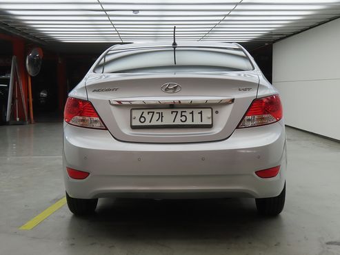 Hyundai Accent Diesel 1.6 VGT Premier — пробег 111 786 км — фото 3 из 5