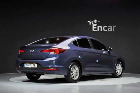Hyundai AVANTE 1.6 Smart — пробег 31 942 км — фото 2 из 5