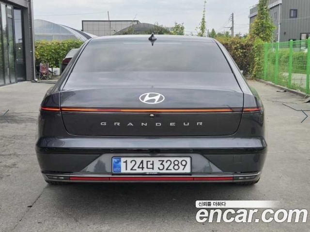Hyundai Grandeur Calligraphy — пробег 72 372 км — фото 3 из 5