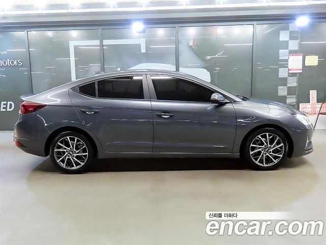 Hyundai AVANTE из Кореи Encar