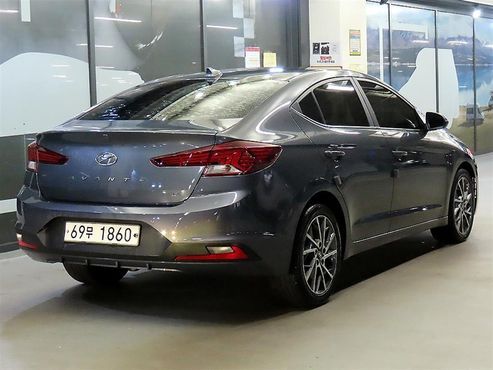 Hyundai AVANTE 1.6 Smart — пробег 176 980 км — фото 5 из 5