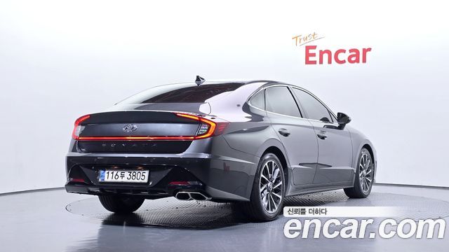 Hyundai Sonata 1.6 Turbo Premium Family — пробег 81 117 км — фото 2 из 5