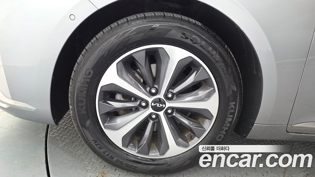 Kia K8 из Кореи Encar