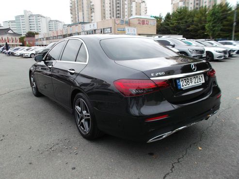 Mercedes-Benz E-Class E250 AMG Line — пробег 14 125 км — фото 4 из 5