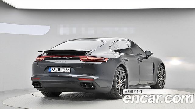 Porsche Panamera 3.0 AWD — пробег 105 818 км — фото 2 из 5