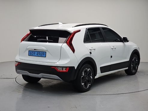 Kia Niro Air — пробег 65 570 км — фото 4 из 5