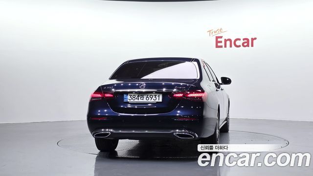 Mercedes-Benz E-Class E350 4MATIC Avantgarde — пробег 51 213 км — фото 4 из 5