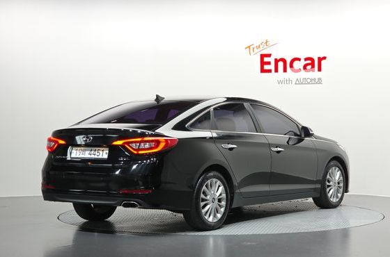 Hyundai Sonata 2.0 Smart — пробег 179 646 км — фото 2 из 5