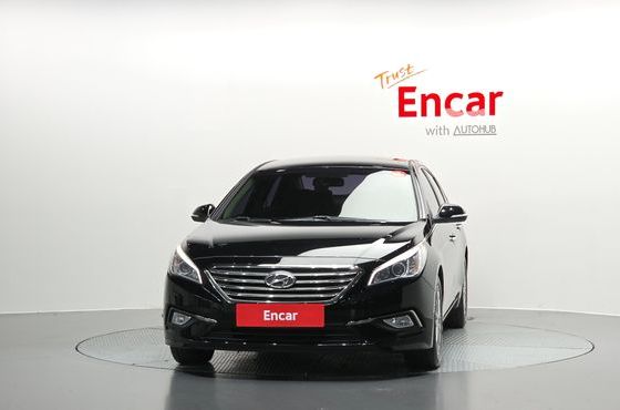 Hyundai Sonata 2.0 Smart — пробег 179 646 км — фото 3 из 5