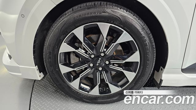 Kia Carnival Gasoline 7-seater Limousine(Special vehicle) — пробег 118 604 км — фото 5 из 5