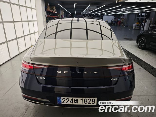 Genesis G90 Gasoline 3.5 Turbo AWD — пробег 98 000 км — фото 4 из 5