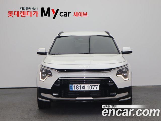 Kia Niro Prestige — пробег 22 797 км — фото 2 из 5