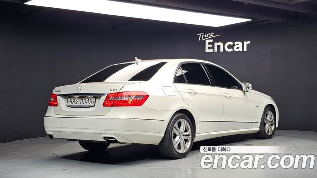 Mercedes-Benz E-Class E220 CDI Avantgarde — пробег 155 036 км — фото 2 из 5