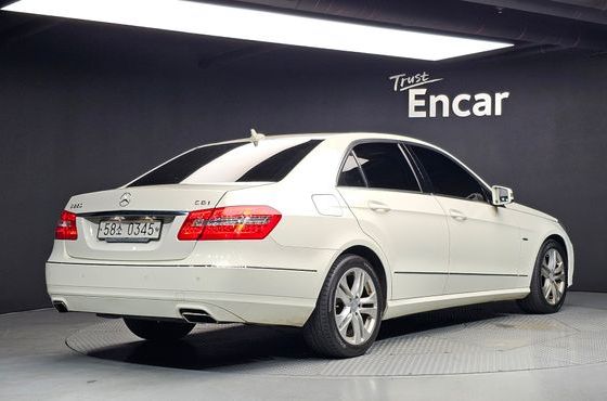 Mercedes-Benz E-Class E220 CDI Avantgarde — пробег 155 036 км — фото 2 из 5