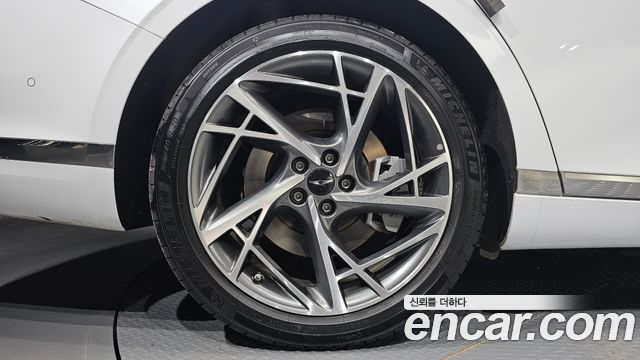 Genesis G90 из Кореи Encar