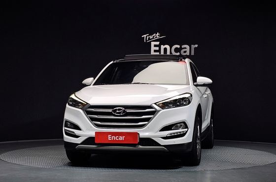 Hyundai Tucson Diesel 2.0 2WD Premium — пробег 142 647 км — фото 3 из 5