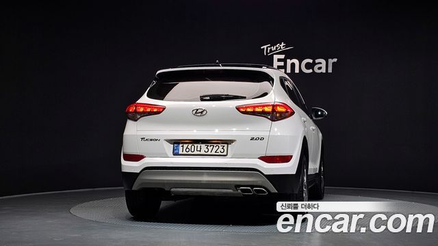 Hyundai Tucson Diesel 2.0 2WD Premium — пробег 142 647 км — фото 4 из 5