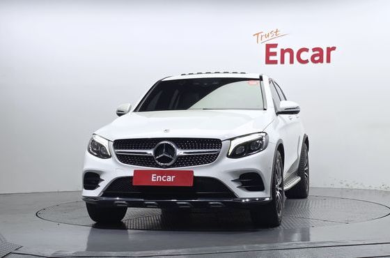 Mercedes-Benz GLC-Class GLC300 4MATIC AMG Line Coupe — пробег 66 454 км — фото 3 из 5
