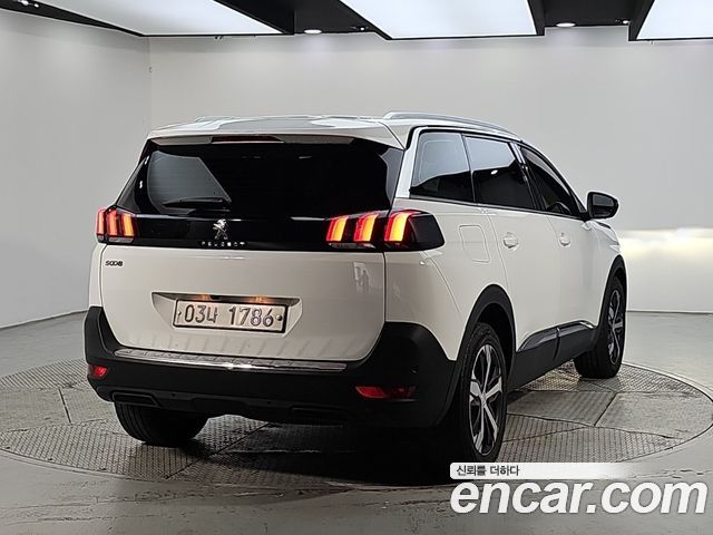Peugeot 5008 1.6 BlueHDi Allure — пробег 130 000 км — фото 4 из 5