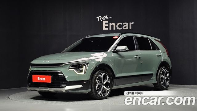 Kia Niro Signature — пробег 137 985 км — фото 1 из 5