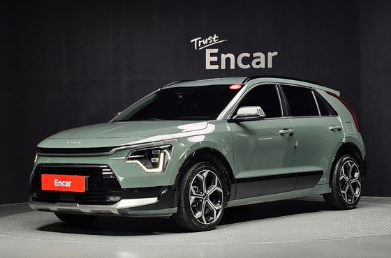 Kia Niro Signature — пробег 137 985 км — фото 1 из 5