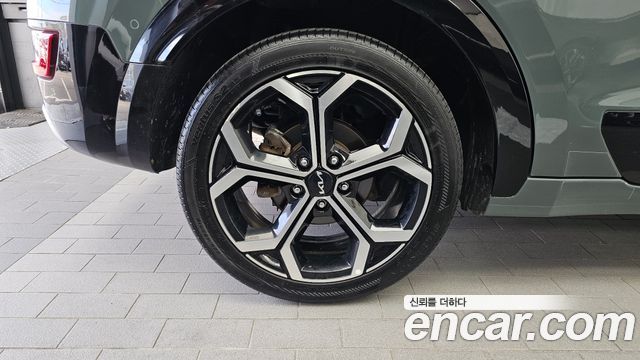 Kia Niro Signature — пробег 137 985 км — фото 5 из 5