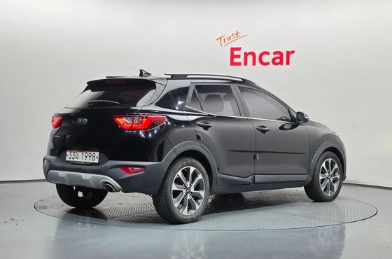 Kia Stonic Diesel 1.6 Prestige — пробег 164 612 км — фото 2 из 5