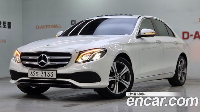 Mercedes-Benz E-Class E220d Avantgarde — пробег 62 455 км — фото 1 из 5