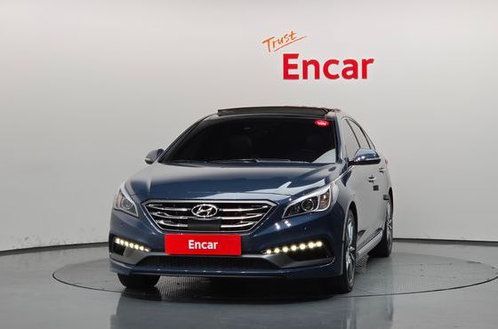 Hyundai Sonata 2.0 Turbo Exclusive — пробег 136 390 км — фото 3 из 5