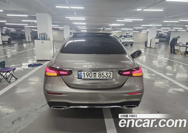 Mercedes-Benz E-Class E350 4MATIC AMG Line — пробег 76 137 км — фото 3 из 5