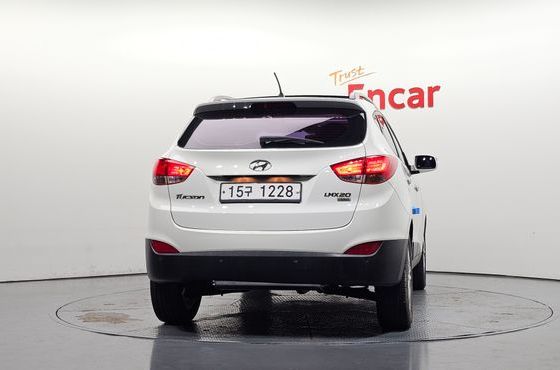 Hyundai Tucson Diesel 2WD LMX20 Premium — пробег 201 147 км — фото 4 из 5