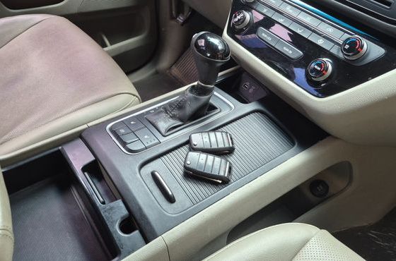Kia Carnival 11-seater Deluxe — пробег 160 476 км — фото 3 из 5