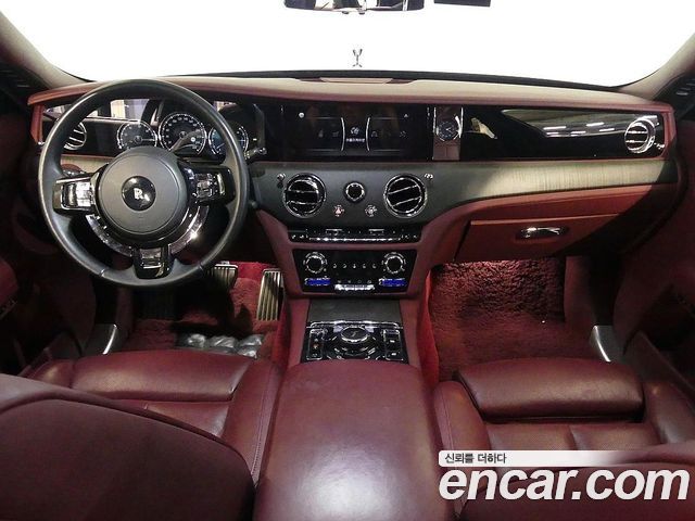 Rolls-Royce Ghost 6.7 V12 — пробег 53 000 км — фото 4 из 5