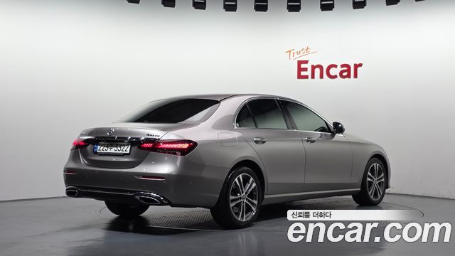 Mercedes-Benz E-Class из Кореи Encar