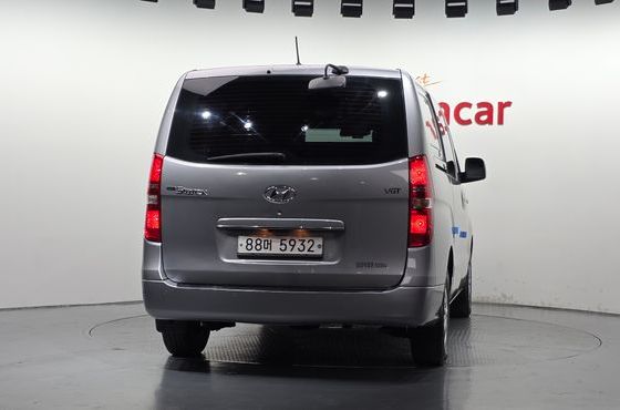 Hyundai Starex Van 5-Seater Smart — пробег 93 301 км — фото 4 из 5