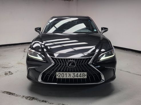 Lexus ES Luxury Plus — пробег 133 430 км — фото 3 из 5