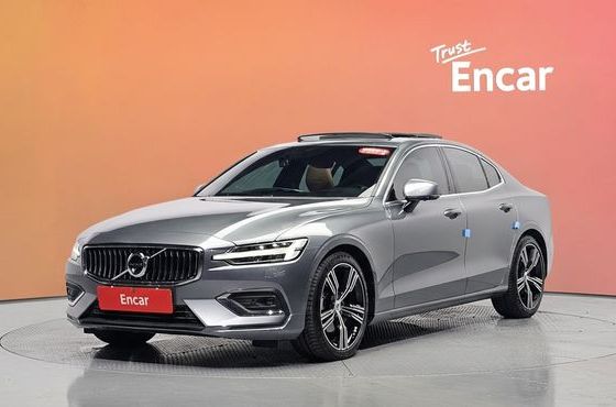 Volvo S60 T5 Inscroption — пробег 41 121 км — фото 1 из 5