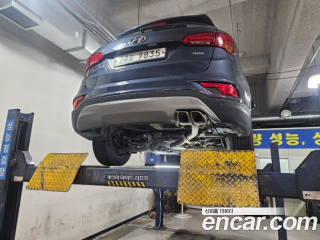 Hyundai Santafe Diesel 2.0 2WD Value Plus — пробег 237 956 км — фото 2 из 3