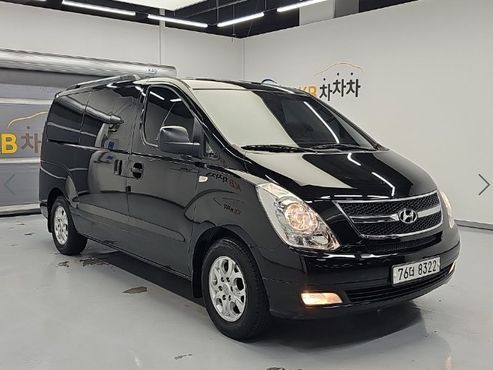 Hyundai Starex 12-Seater Wagon CVX Premium — пробег 211 817 км — фото 4 из 5