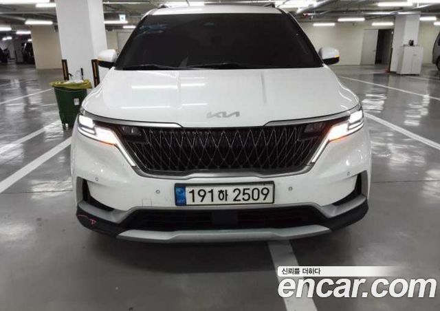 Kia Carnival Diesel 9-Seater Prestige — пробег 111 869 км — фото 1 из 5