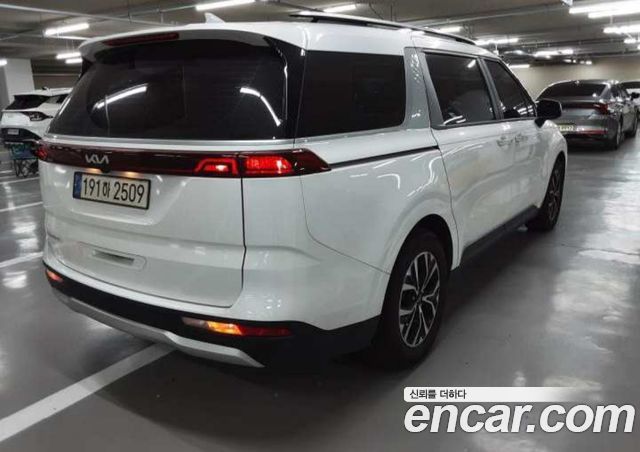Kia Carnival Diesel 9-Seater Prestige — пробег 111 869 км — фото 5 из 5