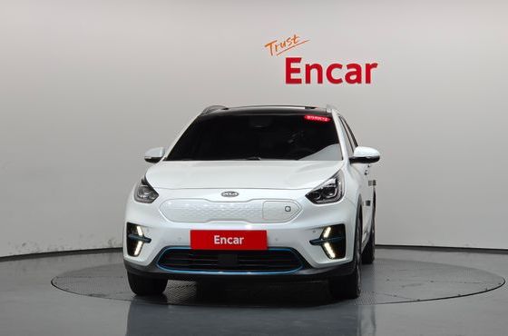 Kia Niro Noblesse — пробег 92 737 км — фото 3 из 5