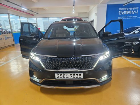 Kia Carnival Diesel 9-Seater Signature — пробег 162 734 км — фото 1 из 5