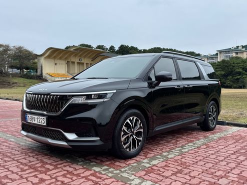 Kia Carnival Diesel 9-Seater Prestige — пробег 41 395 км — фото 1 из 5