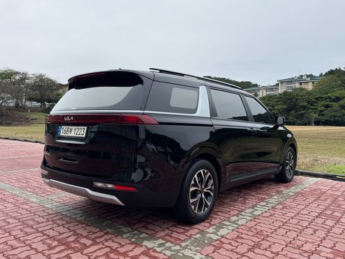 Kia Carnival Diesel 9-Seater Prestige — пробег 41 395 км — фото 2 из 5