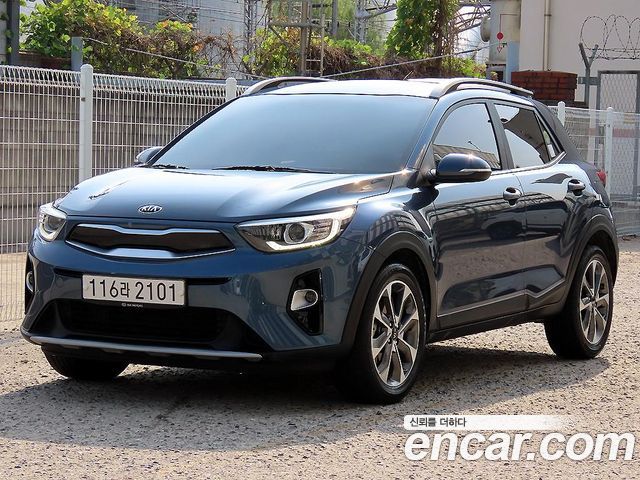 Kia Stonic 1.4 Trendy — пробег 72 480 км — фото 2 из 5
