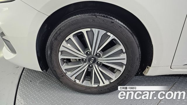Kia K7 Signature — пробег 178 747 км — фото 5 из 5