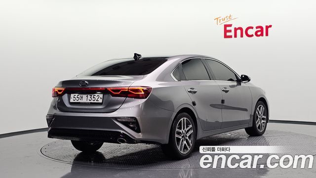 Kia K3 из Кореи Encar